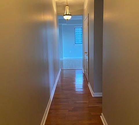 4th image of 1211 S Eads St APT 910