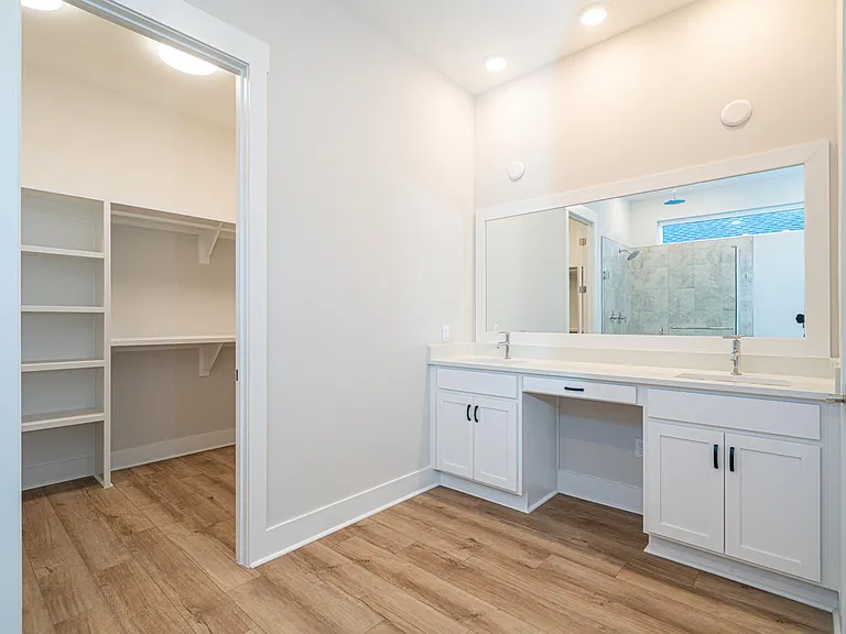 11 Anastasia Cir — Photo 58