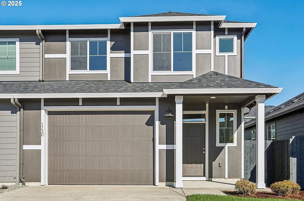 3 bed, 2.5 bath, 1585 sqft, $2,550 — Photo 1