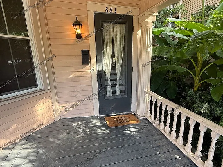 885 College St #883 — Photo 2