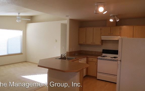 4th image of 5313 NE 66th Ave #B23