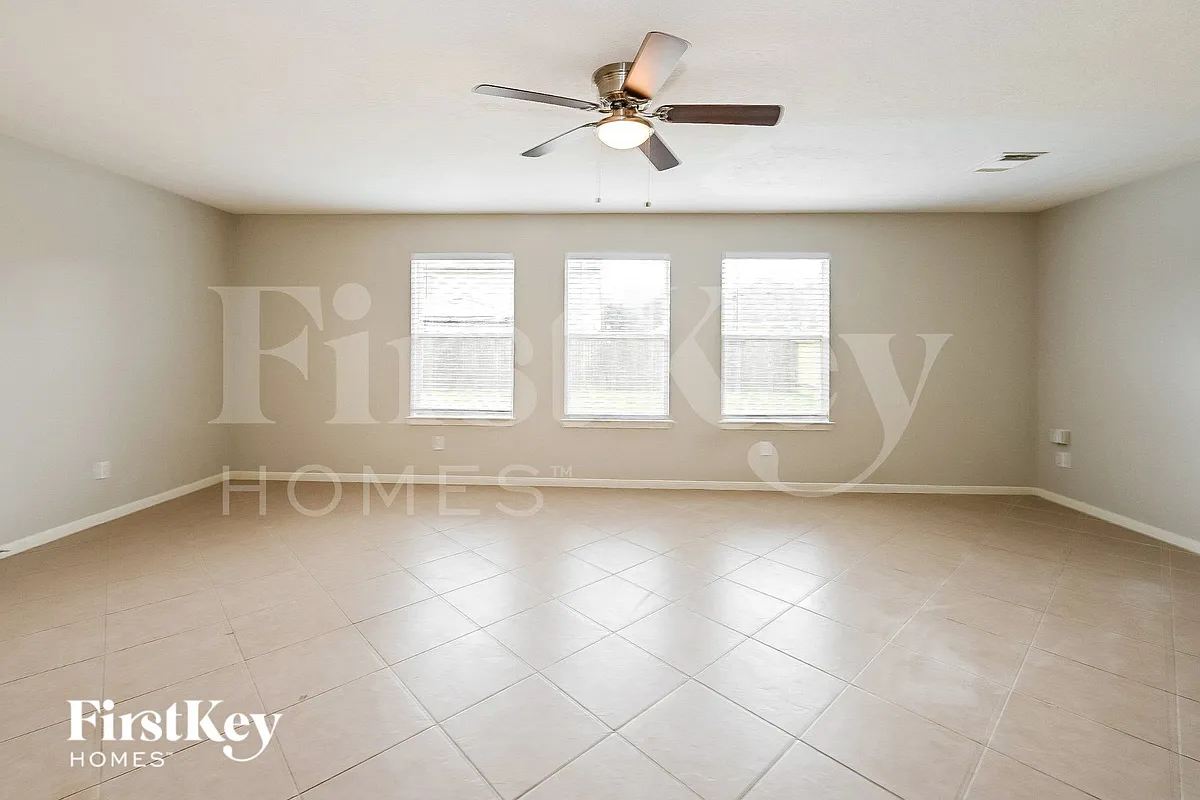 Building Photo - 21602 Skyla Cir