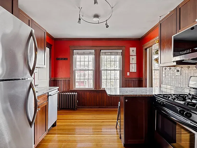 72 Sagamore St #2 — Photo 7