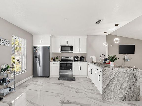 5th image of 5721 CARROLLWOOD MEADOWS DRIVE
