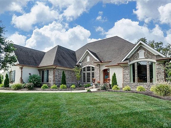 3rd image of 1564 Ashbury Woods Dr