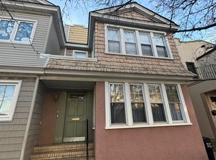 70-34 66th Pl #2, Ridgewood, NY 11385