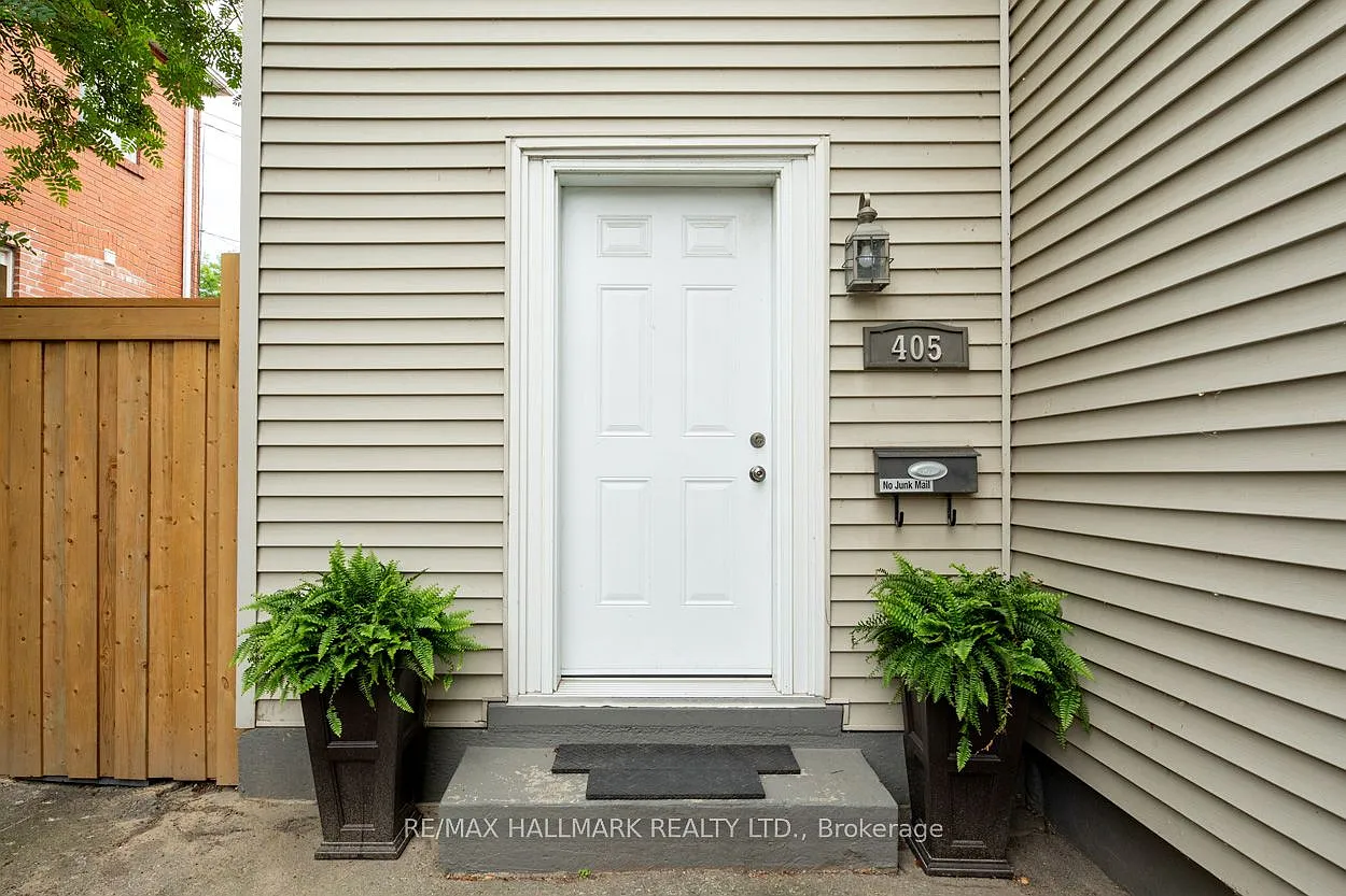 2 bed, $2,700 — Photo 2