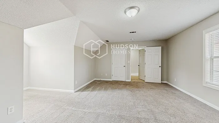 637 Lynchburg St — Photo 16