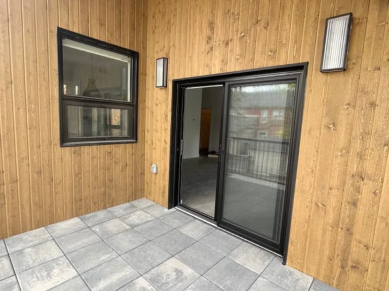 37 Church St E #2 — Photo 4