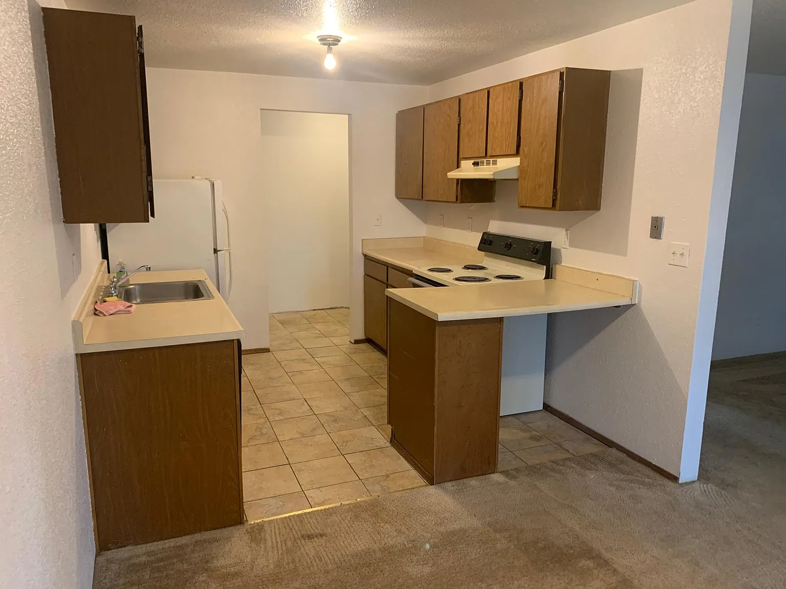 2 bed, 1000 sqft, $1,395 — Photo 4