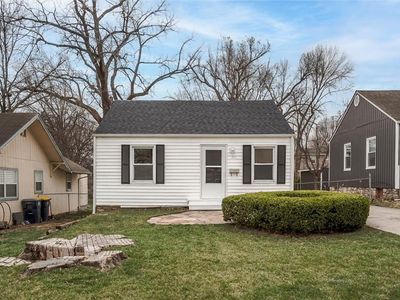 211 E 79th Ter, Kansas City, MO, 64114
