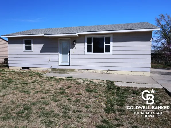 1605 Julie St, Garden City, KS 67846