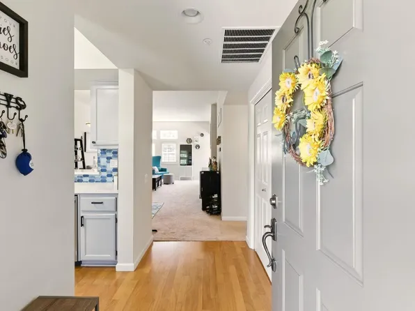 633 Swallowtail Ct, Brisbane, CA 94005