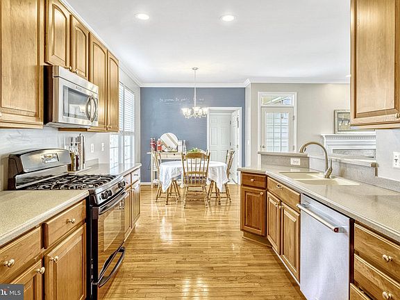 3rd image of 12049 Odion Ln