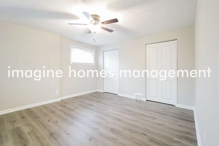 3010 Scott Ave — Photo 6