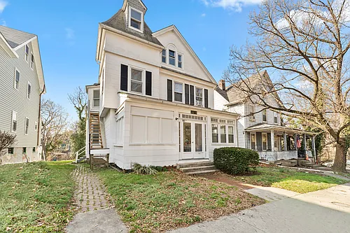 4215 Connecticut Ave #1W Photo 1