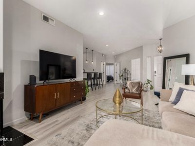 7936 E Wilshire Dr APT 205, Scottsdale, AZ, 85257