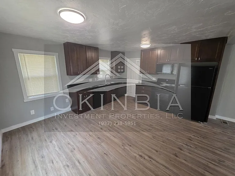 1402 N Euclid Ave — Photo 5