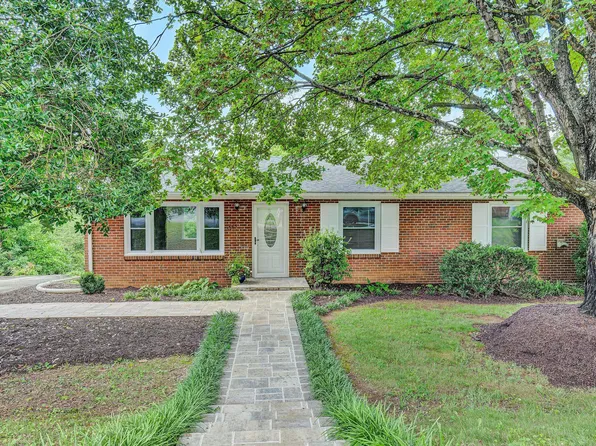 3285 Rasmont Rd, Roanoke, VA 24018