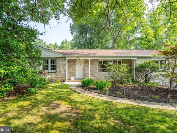 930 Big Oak Rd, Yardley, PA 19067