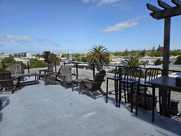 1220 El Camino Real #203 — Photo 27