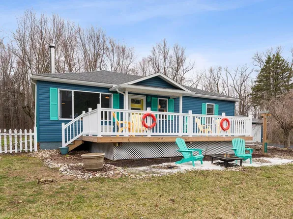 13312 Wilson Rd, New Buffalo, MI 49117