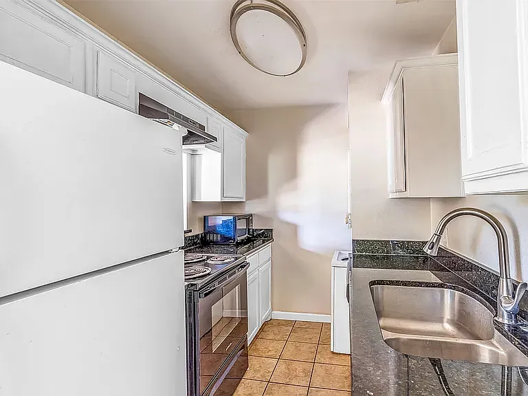 852 W Vanderbilt St #1102 — Photo 33