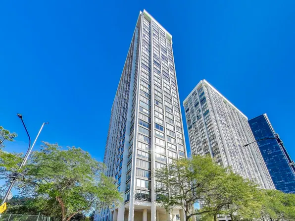 5455 N Sheridan Rd APT 1615, Chicago, IL 60640
