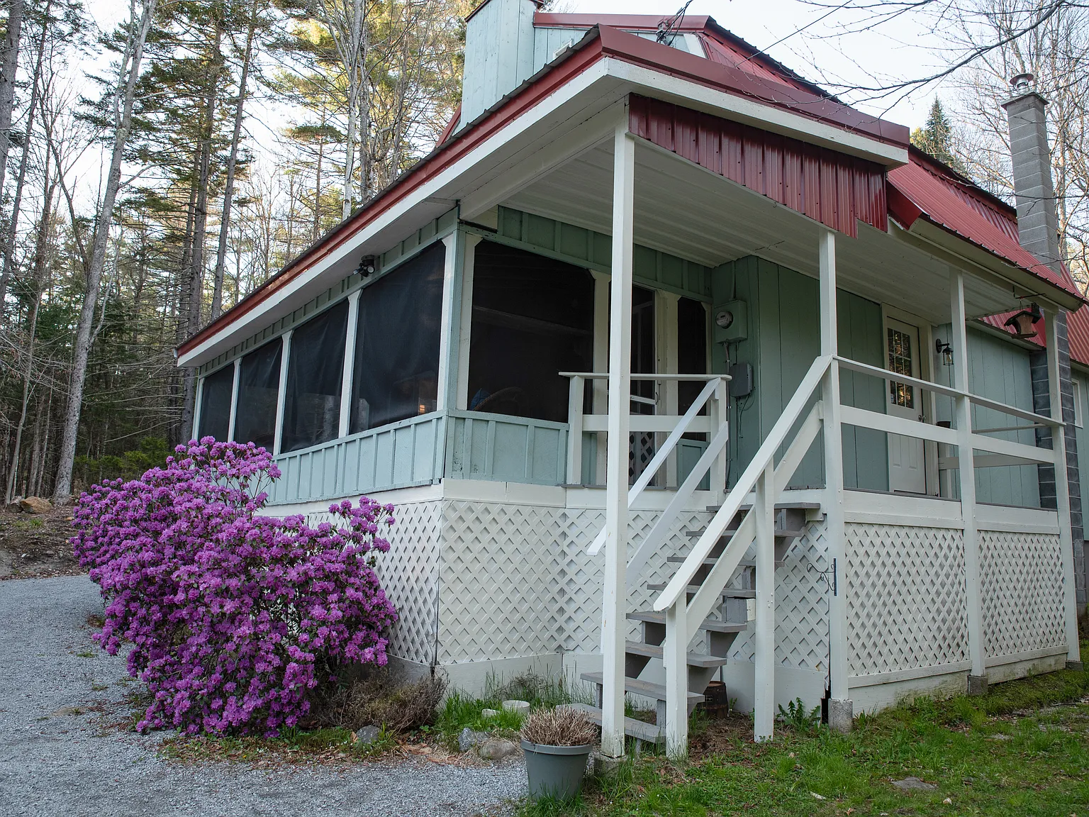 3 bed, 2110 sqft, $3,300 — Photo 3