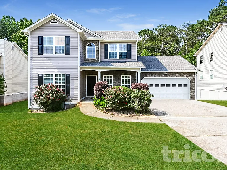 251 Indian Lake Trl — Photo 1