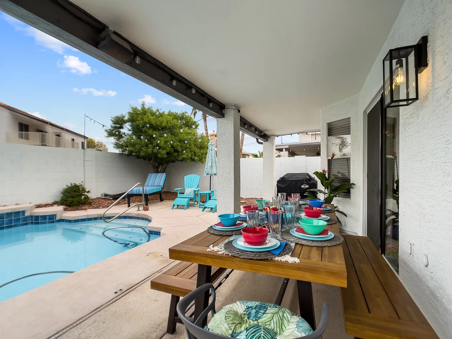 3 bed, 1813 sqft, $5,995 — Photo 3