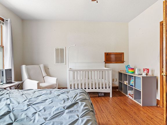 3rd image of 254 Maryland Ave #1