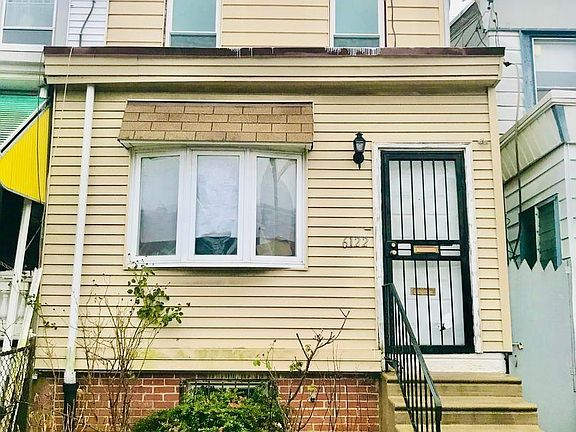 2nd image of 6122 Larchwood Ave