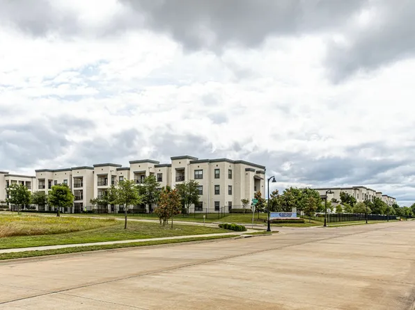 Oxford at Crossroads Centre, 411 Alliance Blvd #2304, Waxahachie, TX 75165