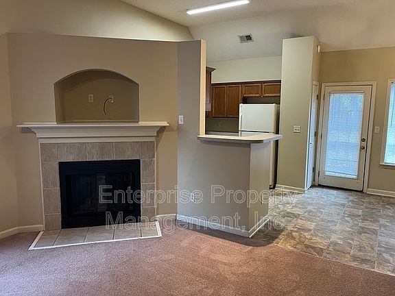4th image of 6806 Mikayla Ln