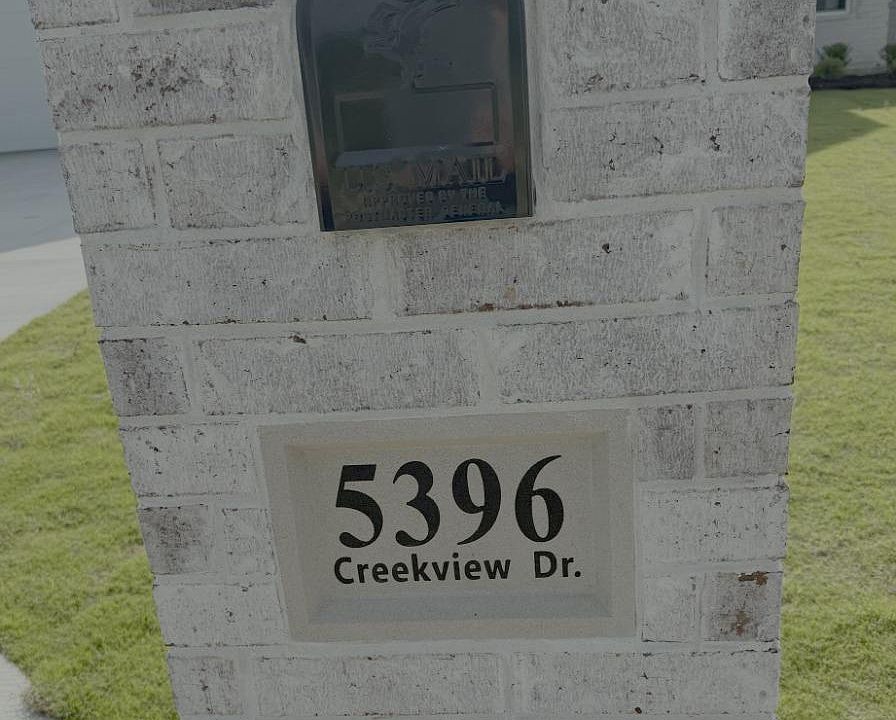 2nd image of 5396 Creekview Dr