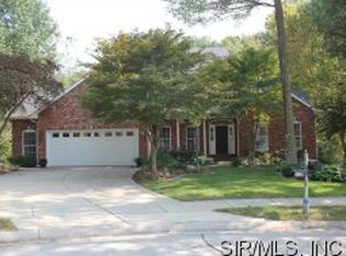 6 Donna Ct, Edwardsville, IL 62025