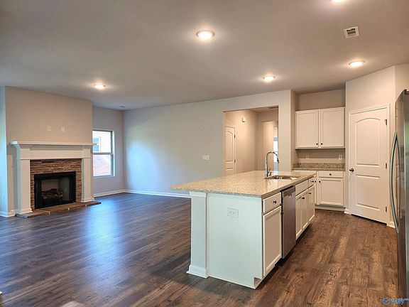 5th image of 123 Brannon Ln
