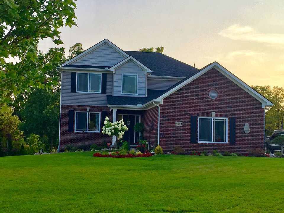 1st image of 9898 Westwood Cir