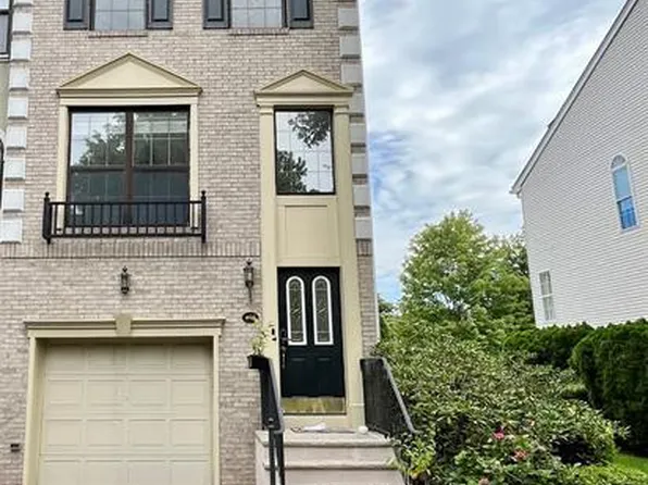 456 Hartford Dr #4057, Nutley, NJ 07110