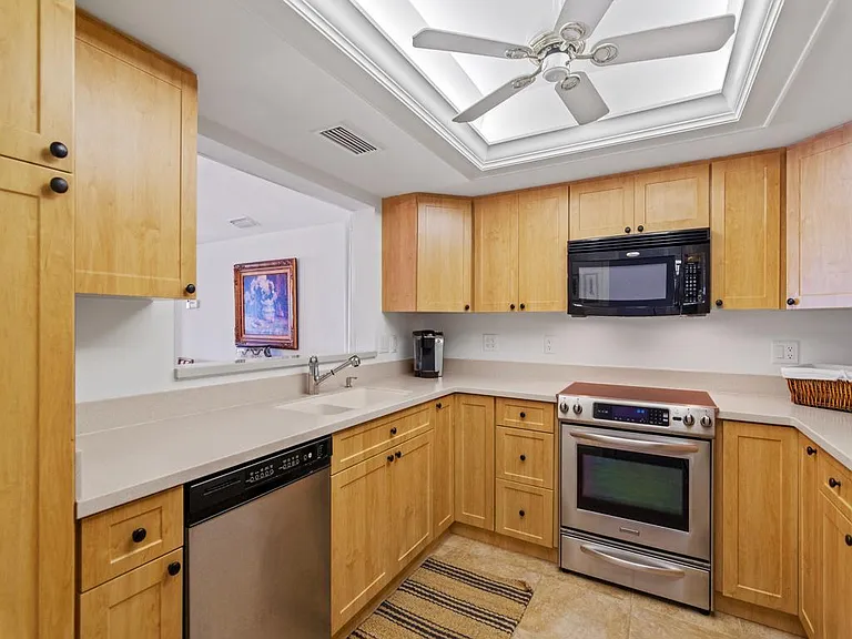 2636 Ocean Dr #404 — Photo 18