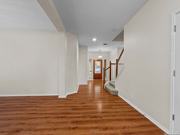 5th image of 4839 Osborn Glade
