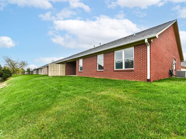 229 Waterford Ct, Avon, IN 46123