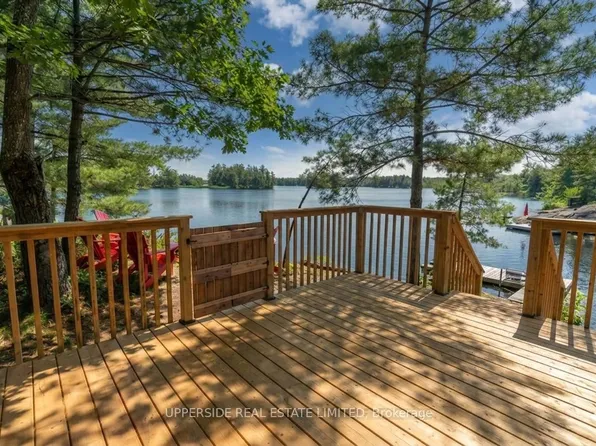 1040 Oak Rd, Gravenhurst, ON P0E 1G0