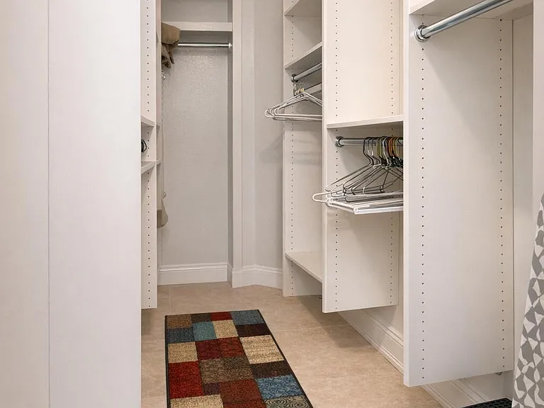 9315 Bridgeport Dr — Photo 10