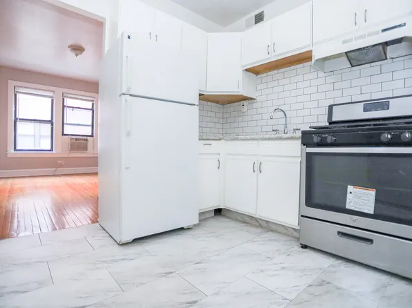 2625 N Spaulding Ave, Chicago, IL