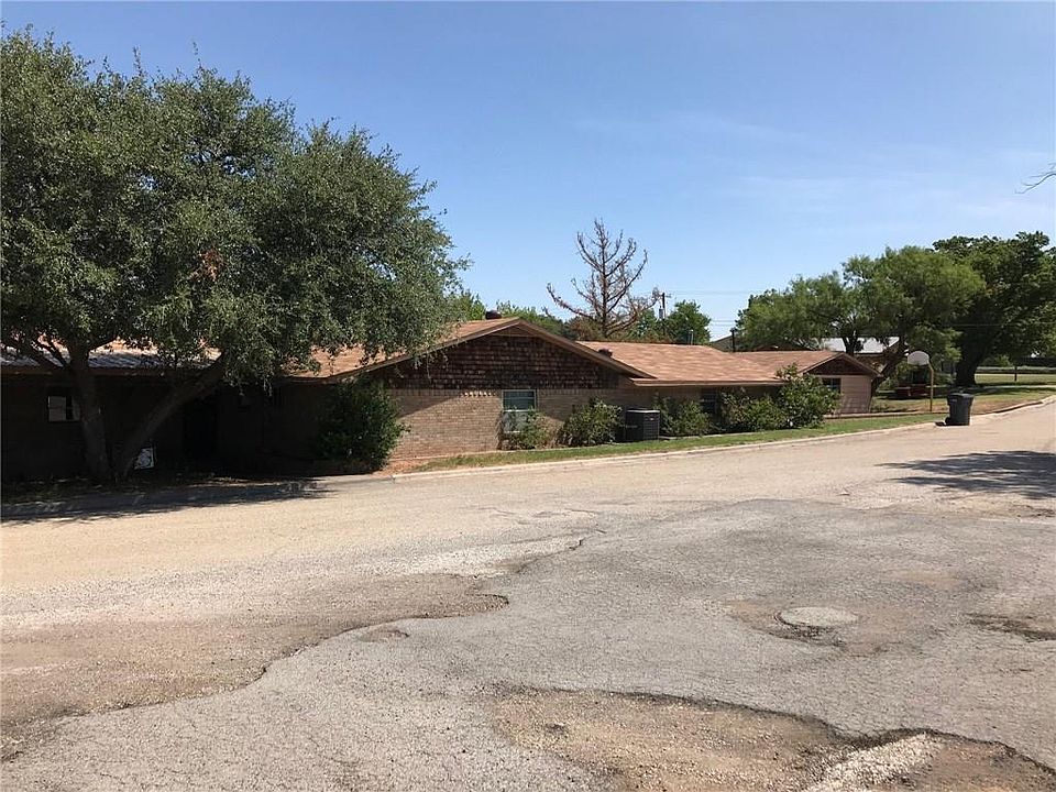 2nd image of 101 Hill Dr