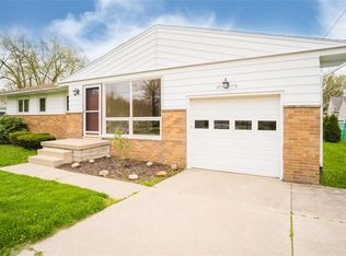 233 Caladonia Ave, Akron, OH 44333