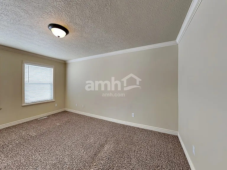 1245 E 640 S — Photo 10