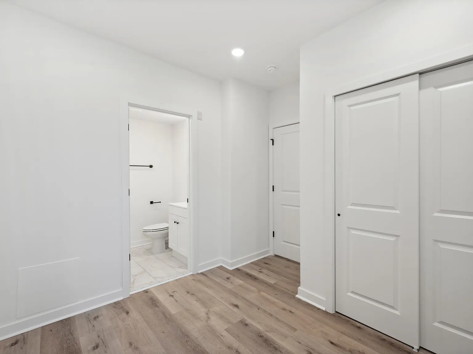 3458 Frankford Ave — Photo 1